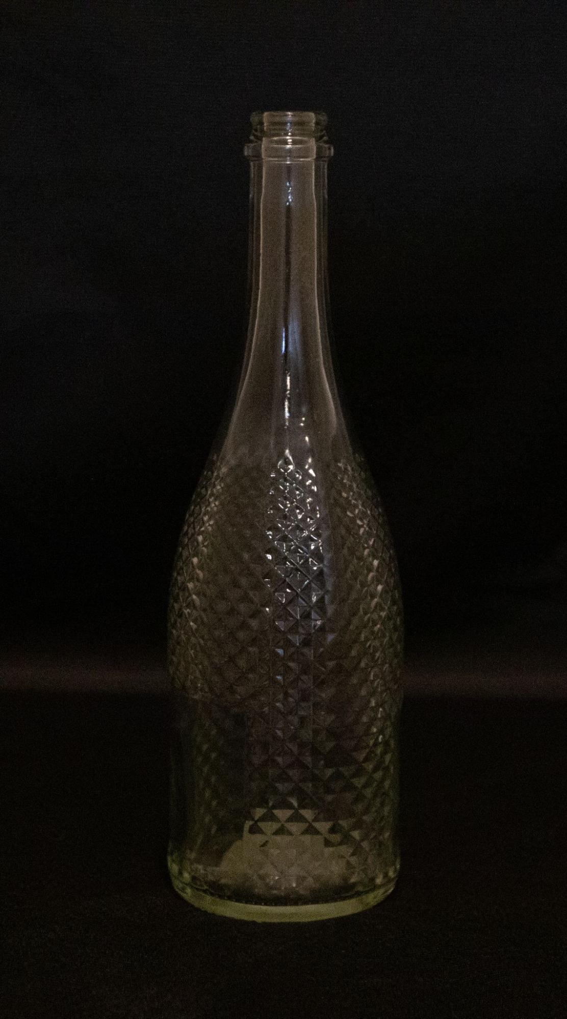Clear Wine Bottles from Golden Moments Rentals
